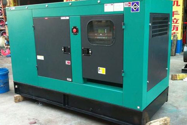 惠城如何检查机油的使用时间？