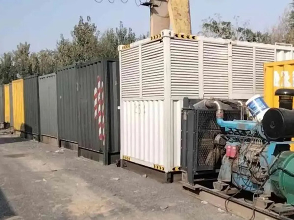 惠城200KW柴油发电机机组每小时油耗是多少？